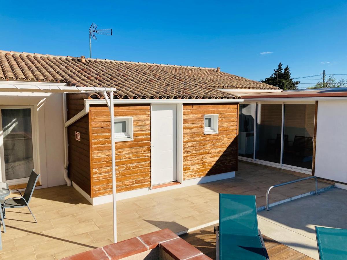 Gite Blanco Y Madera Narbonne Exterior photo